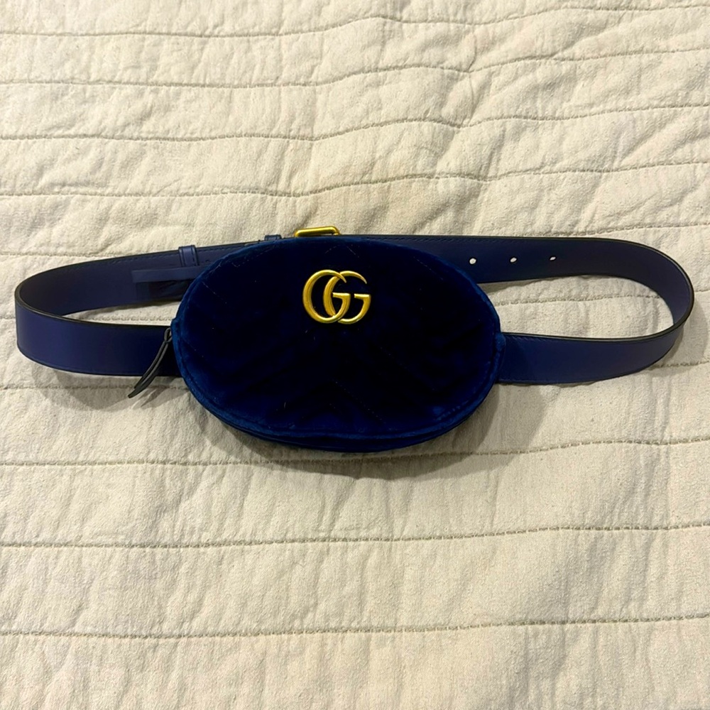 Electric blue velvet Gucci waist bag
